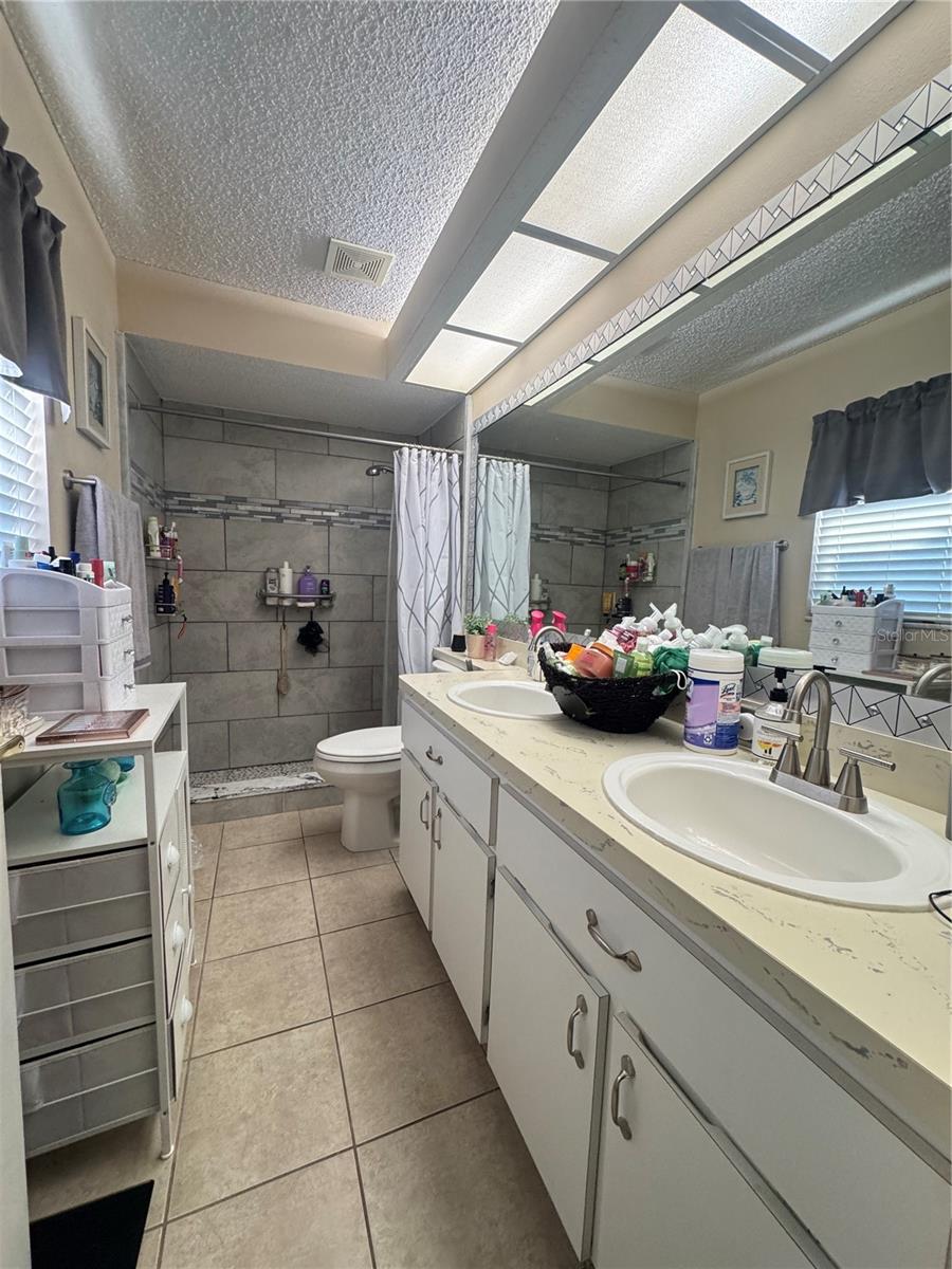 VALLEY WOOD - Residential