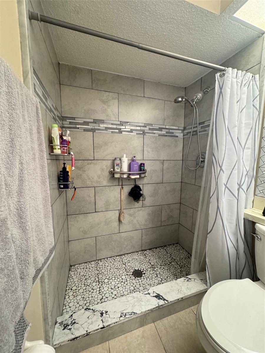 VALLEY WOOD - Residential