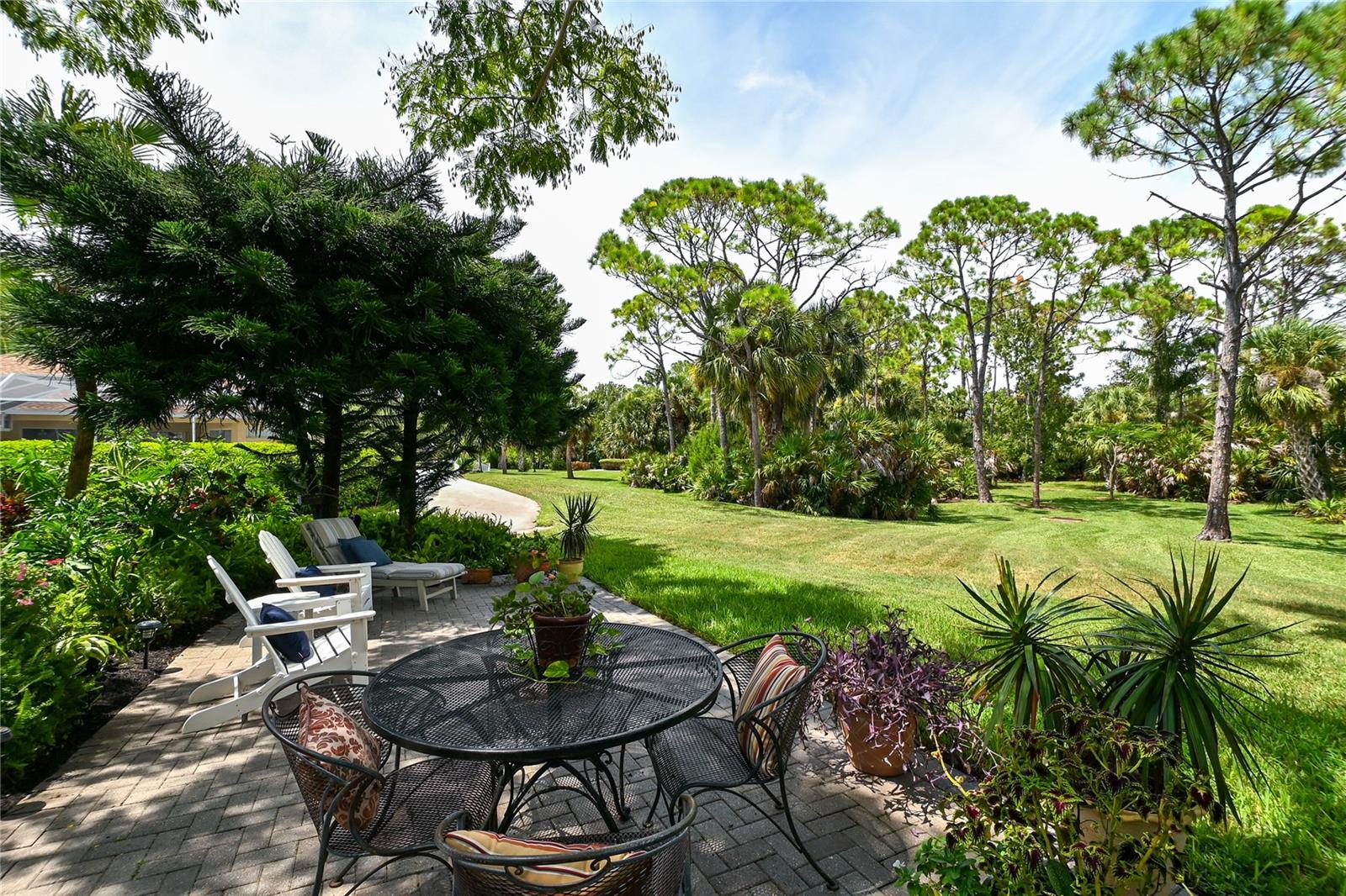 RIVENDELL - Residential