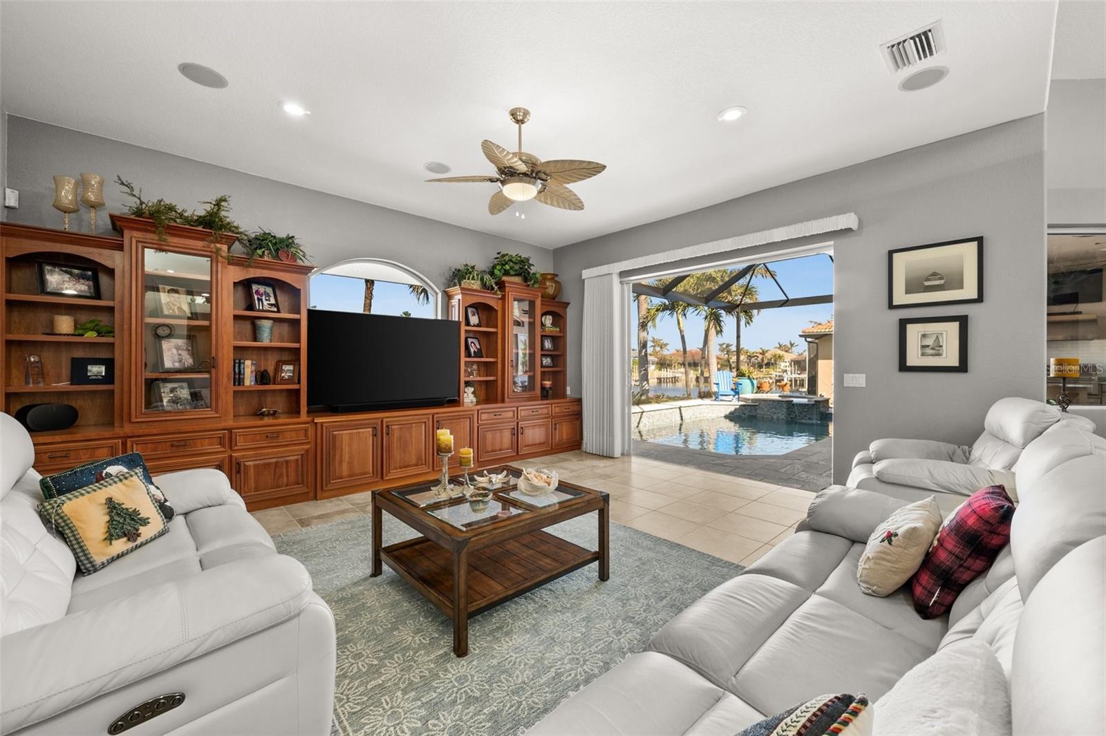 PUNTA GORDA ISLES SEC 14 - Residential