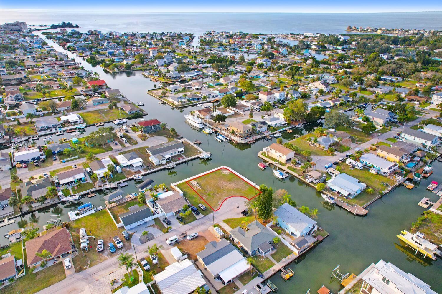 HUDSON BEACH ESTATES - Land