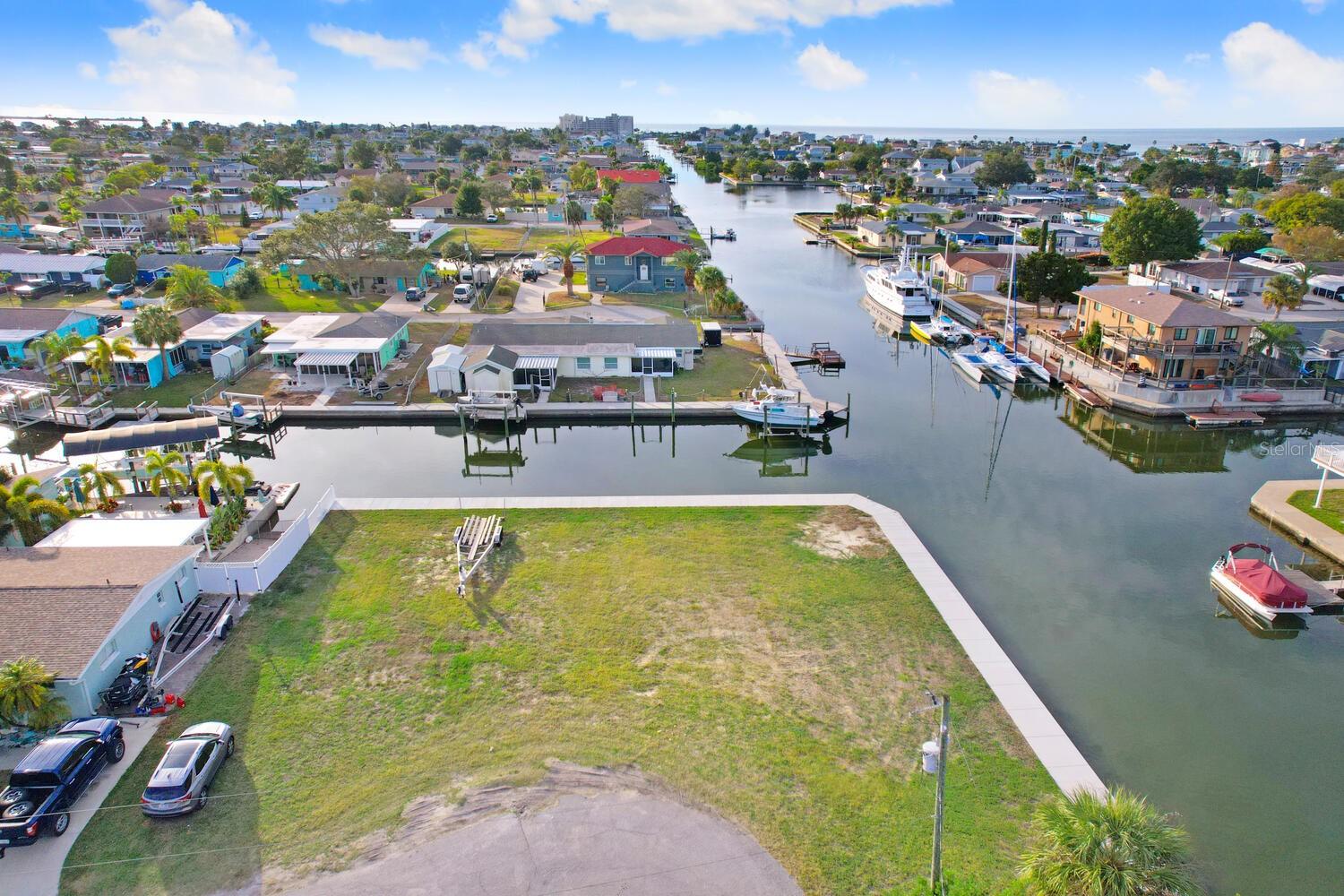 HUDSON BEACH ESTATES - Land