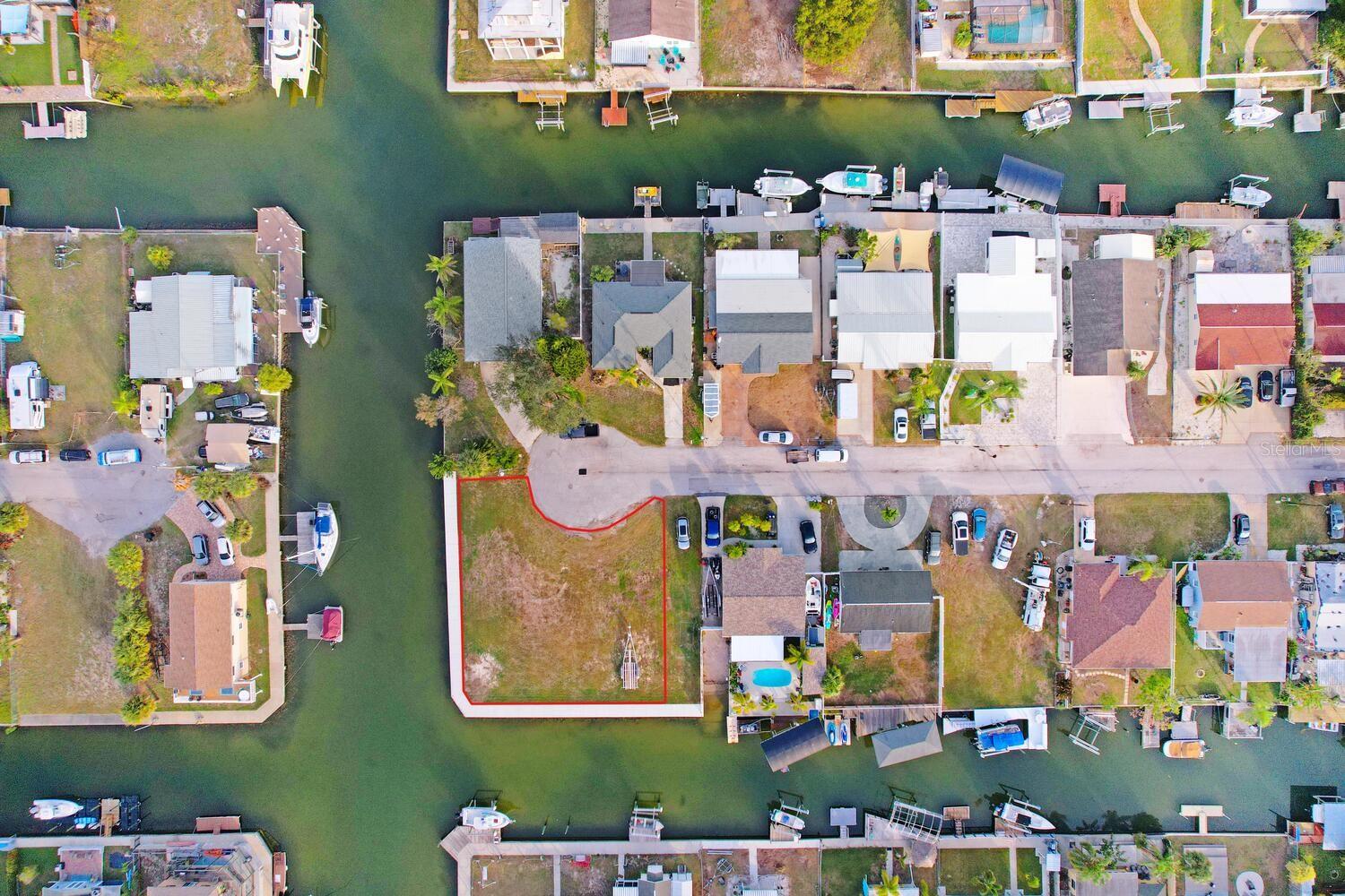 HUDSON BEACH ESTATES - Land