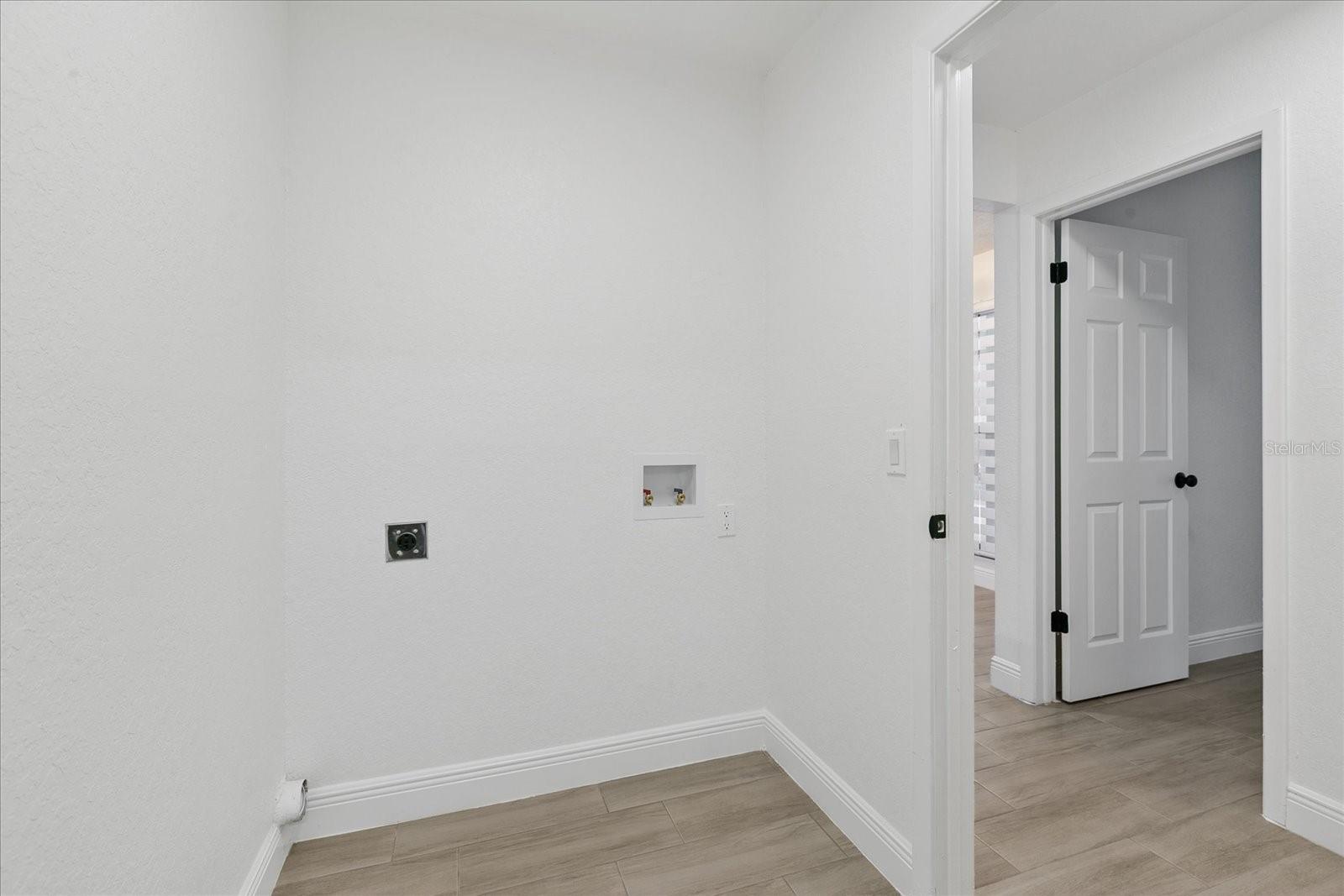 BLOOMINGDALE SEC K - Residential