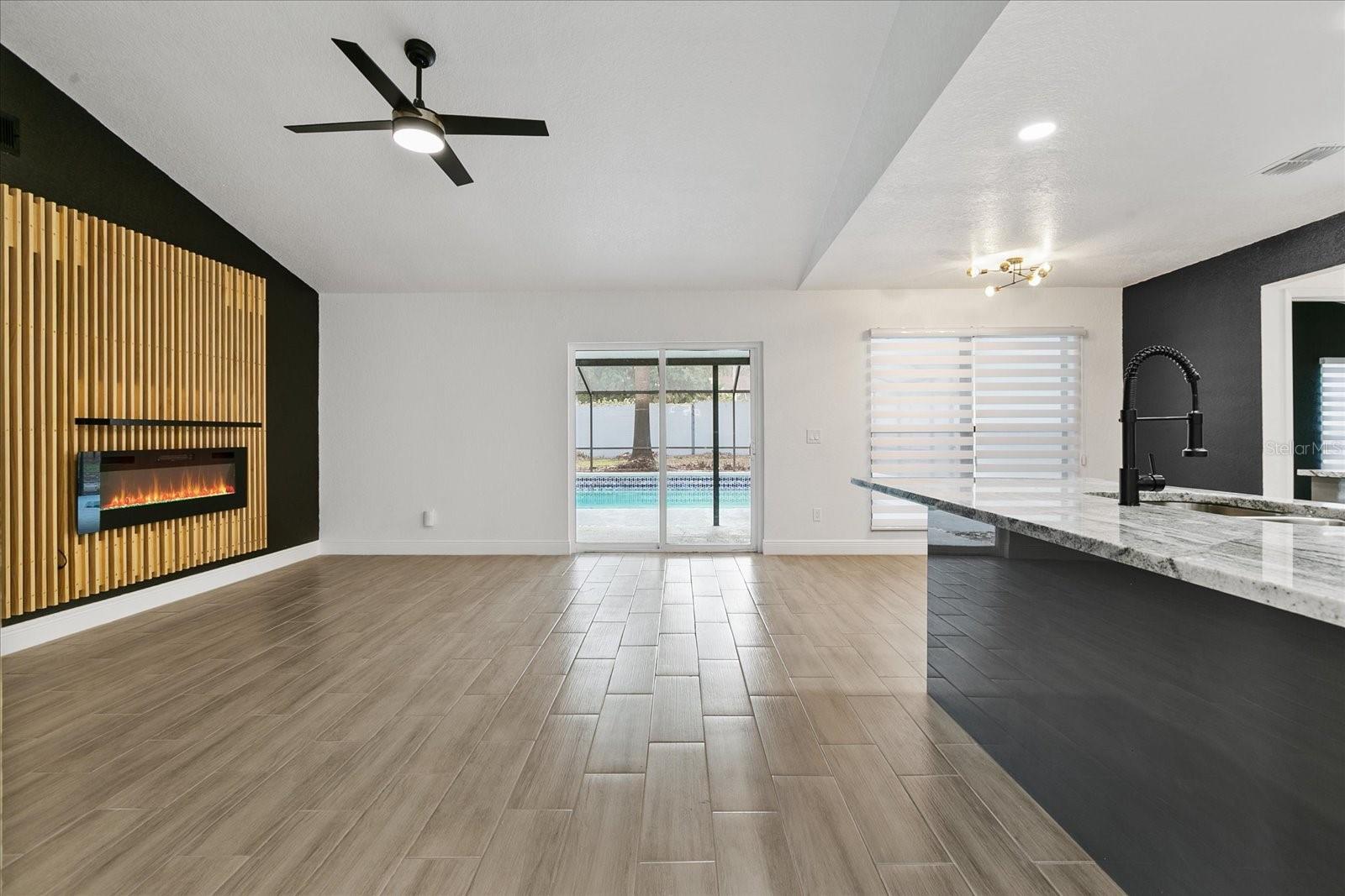 BLOOMINGDALE SEC K - Residential