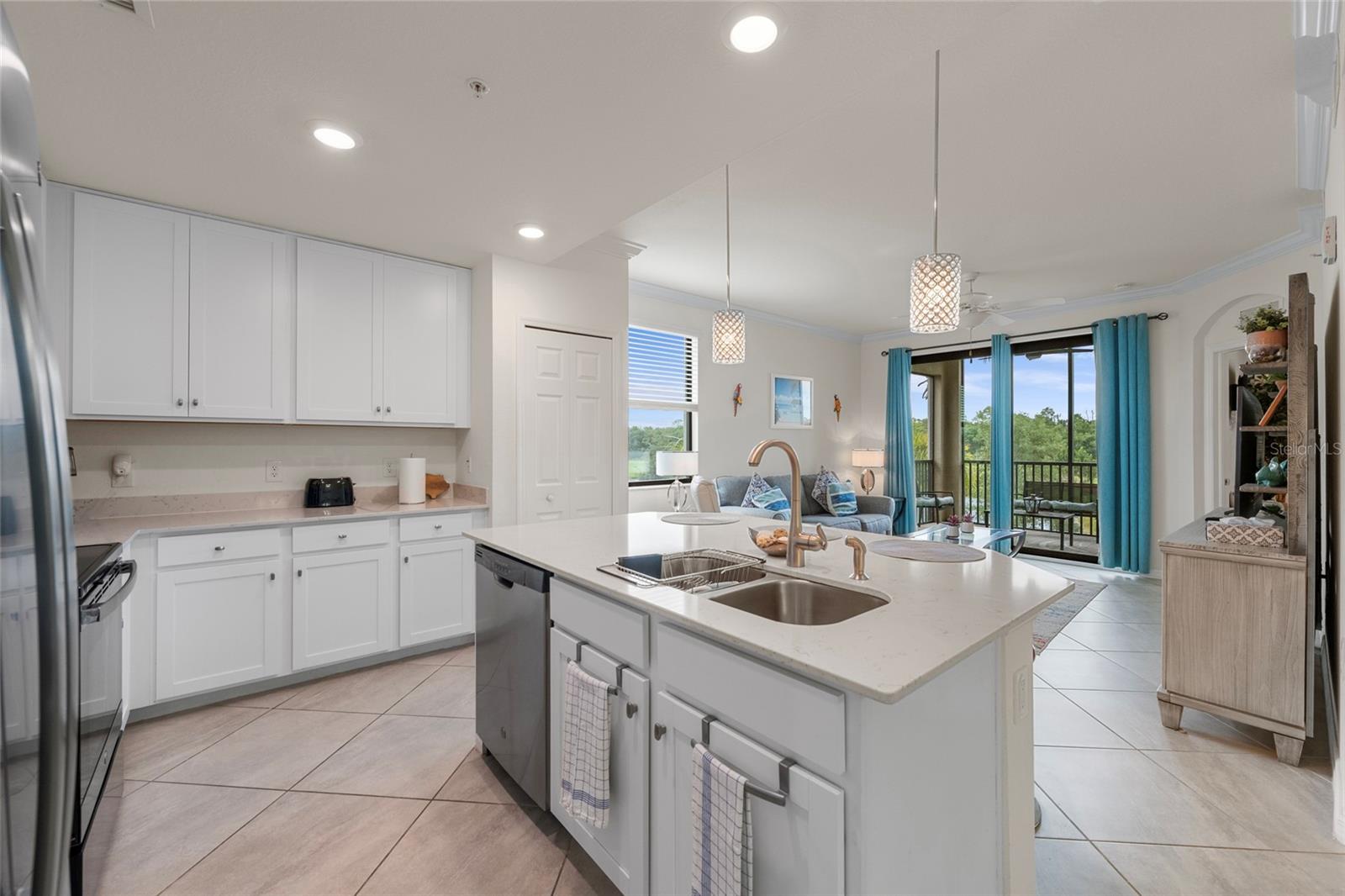 LAKEWOOD NATIONAL - Residential