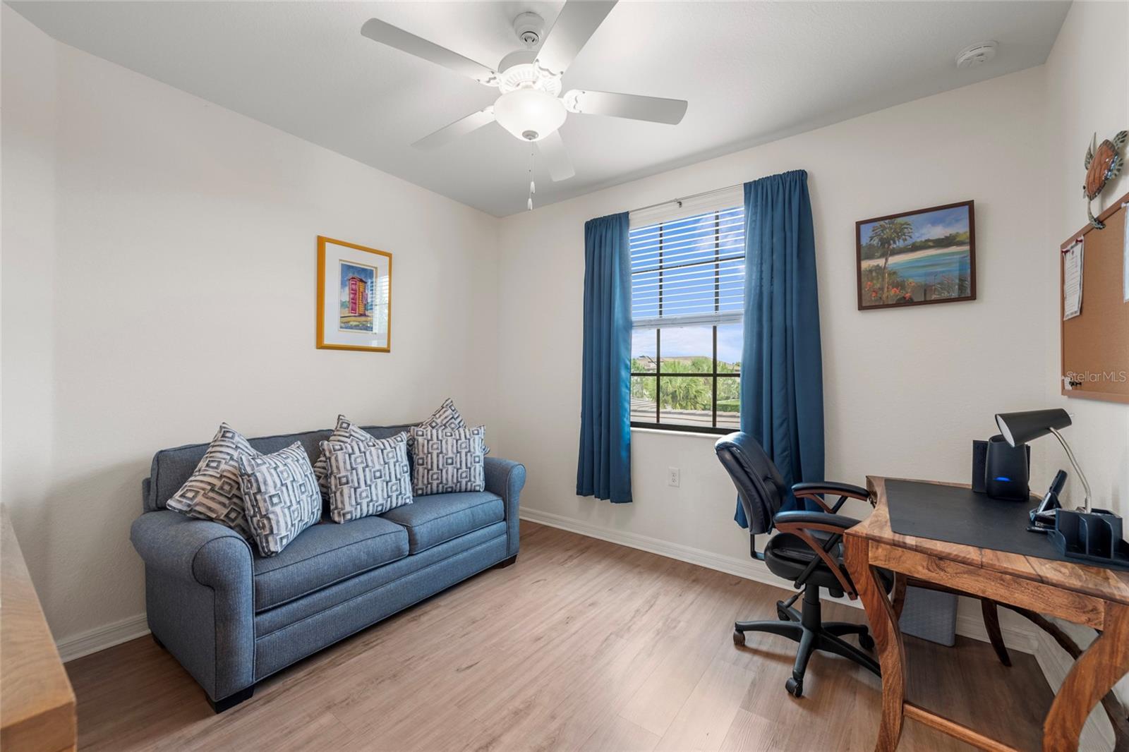 LAKEWOOD NATIONAL - Residential
