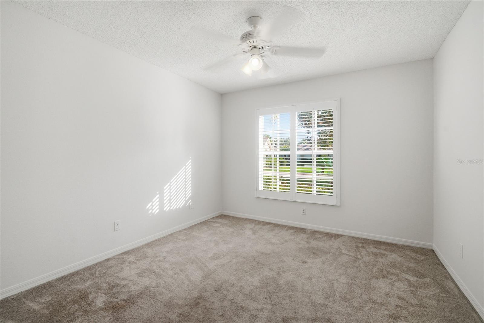 SOUTHAMPTON II CONDO - Residential