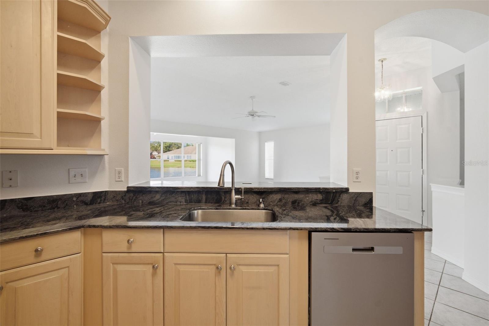 SOUTHAMPTON II CONDO - Residential