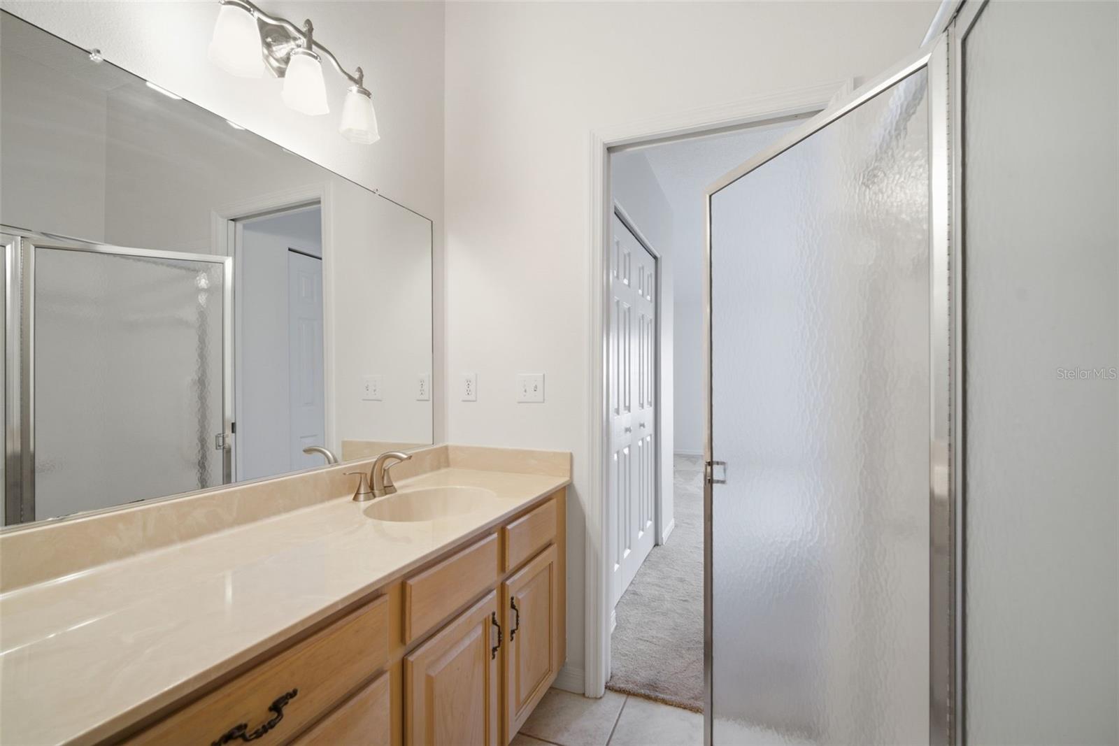 SOUTHAMPTON II CONDO - Residential