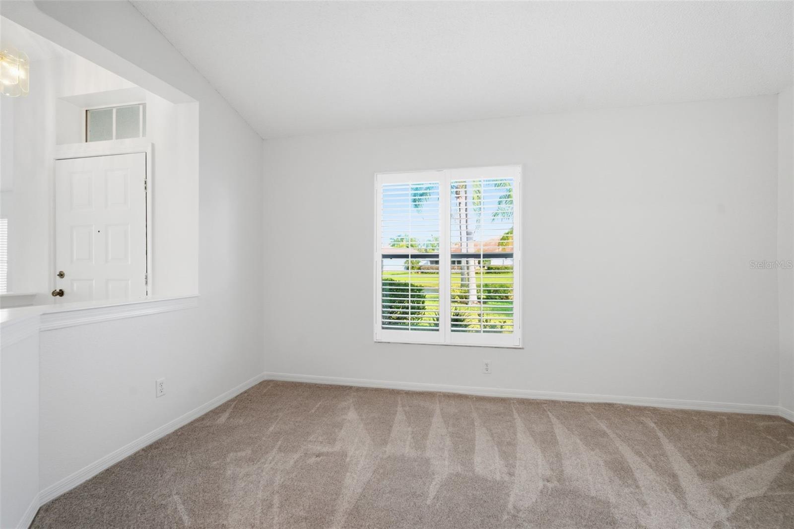 SOUTHAMPTON II CONDO - Residential