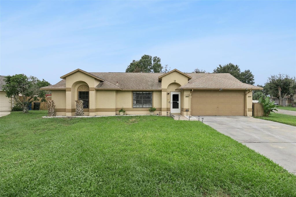 Photo of 5136 Timber Ridge Trail, Ocoee, FL 34761 (MLS # O6448349)