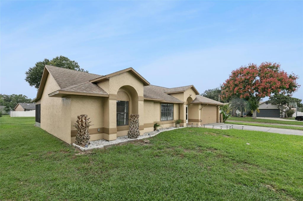 Photo of 5136 Timber Ridge Trail, Ocoee, FL 34761 (MLS # O6448349)