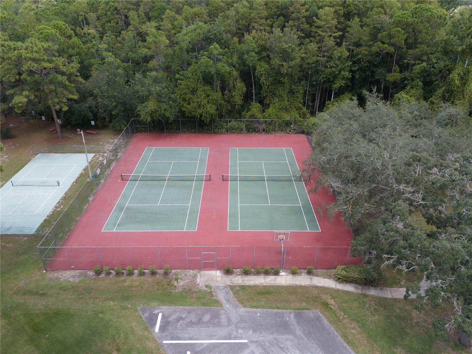 LAKE IN THE WOODS PH I - Residential