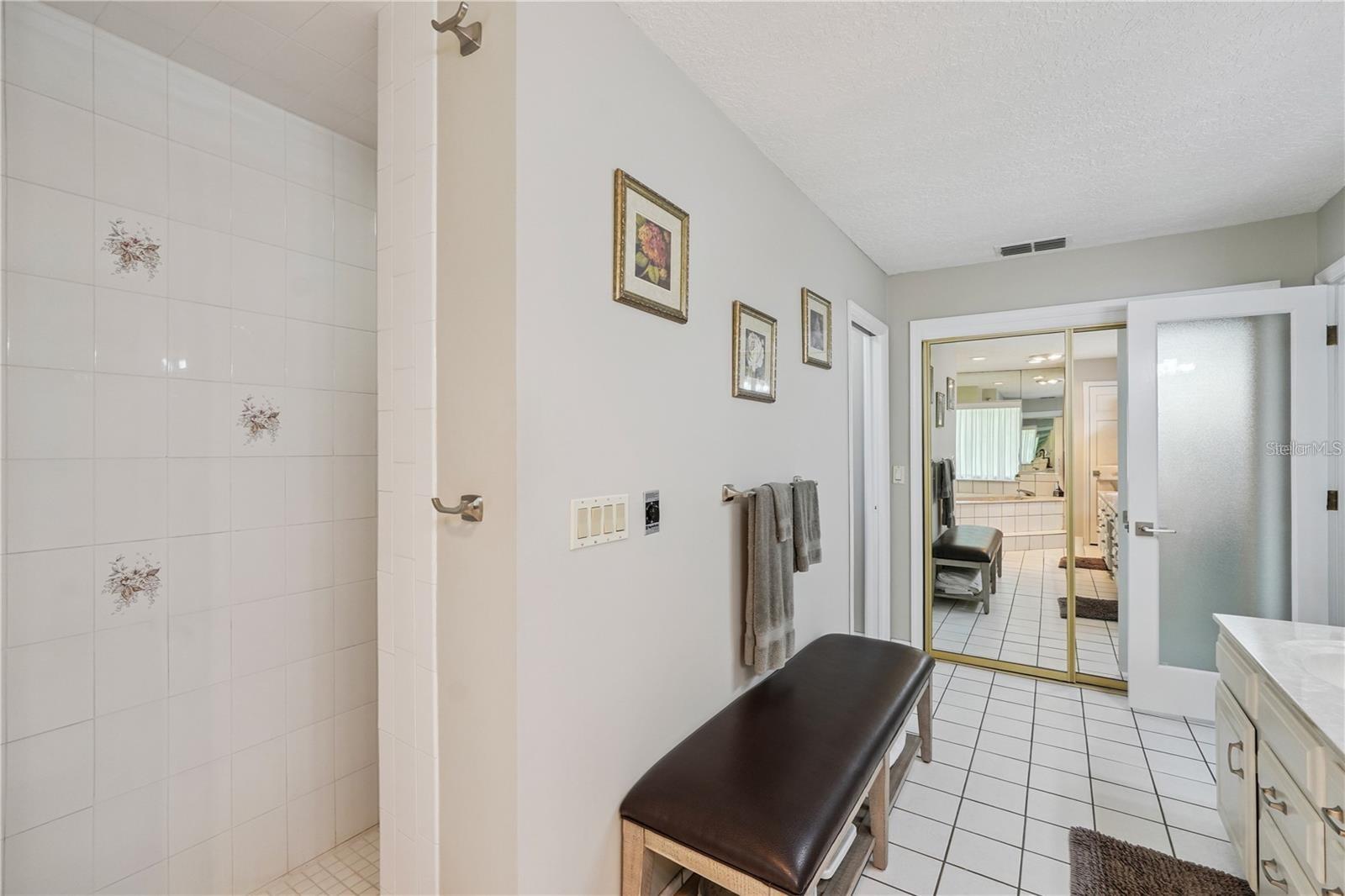 LAKE IN THE WOODS PH I - Residential