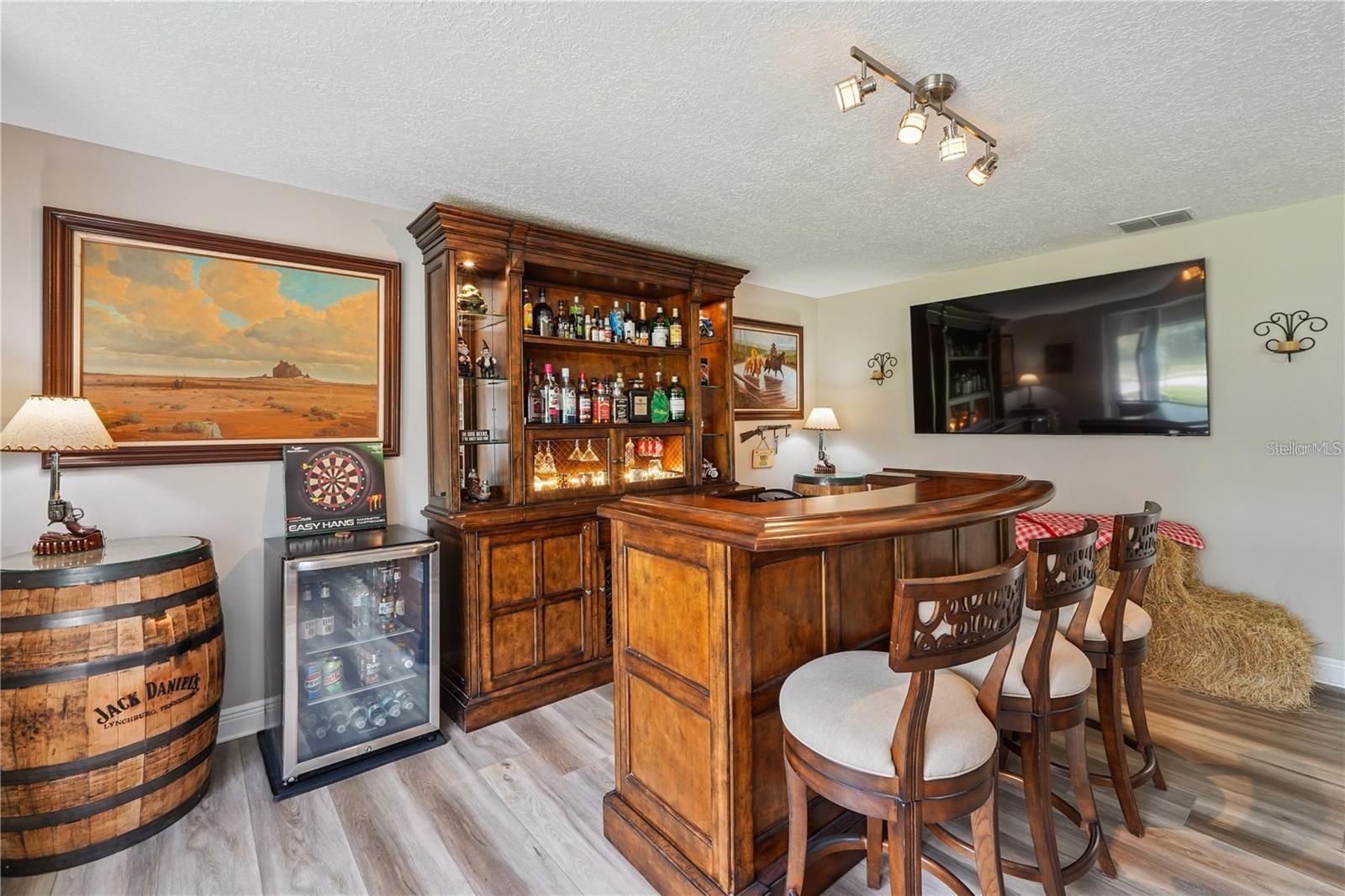 LAKE IN THE WOODS PH I - Residential