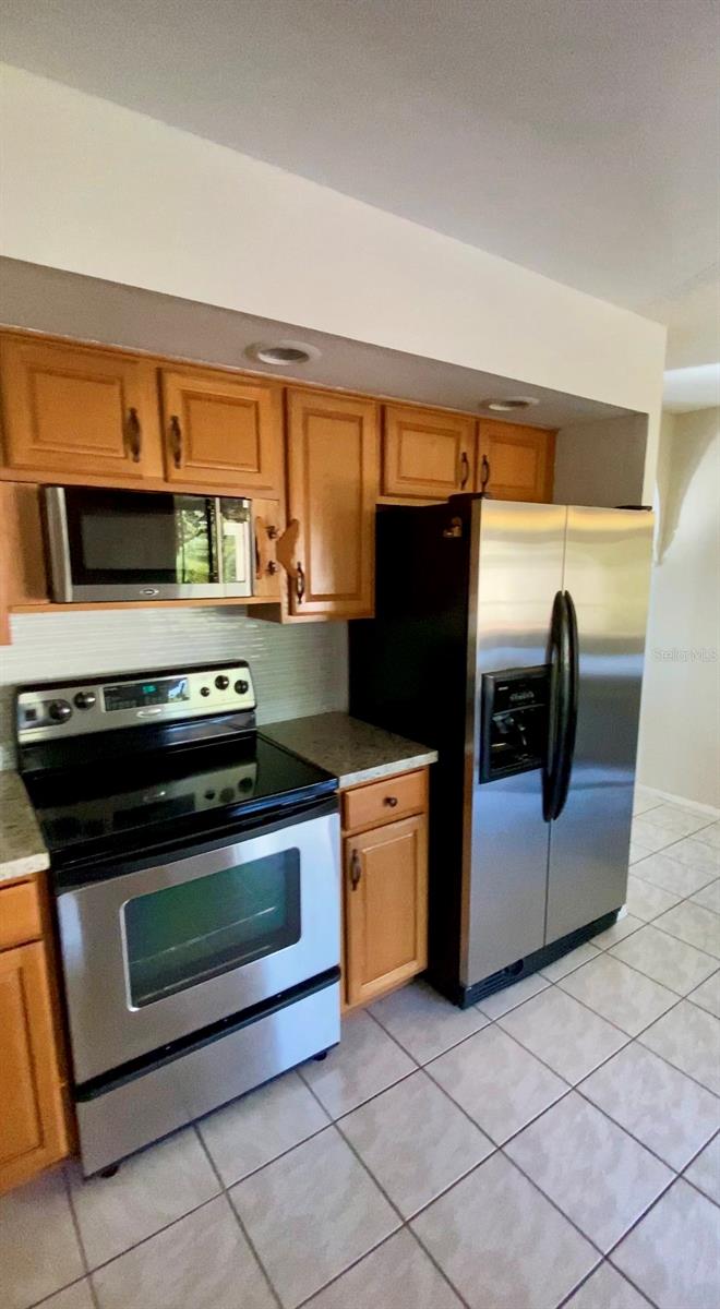 BVL UNIT 3 - Residential Lease