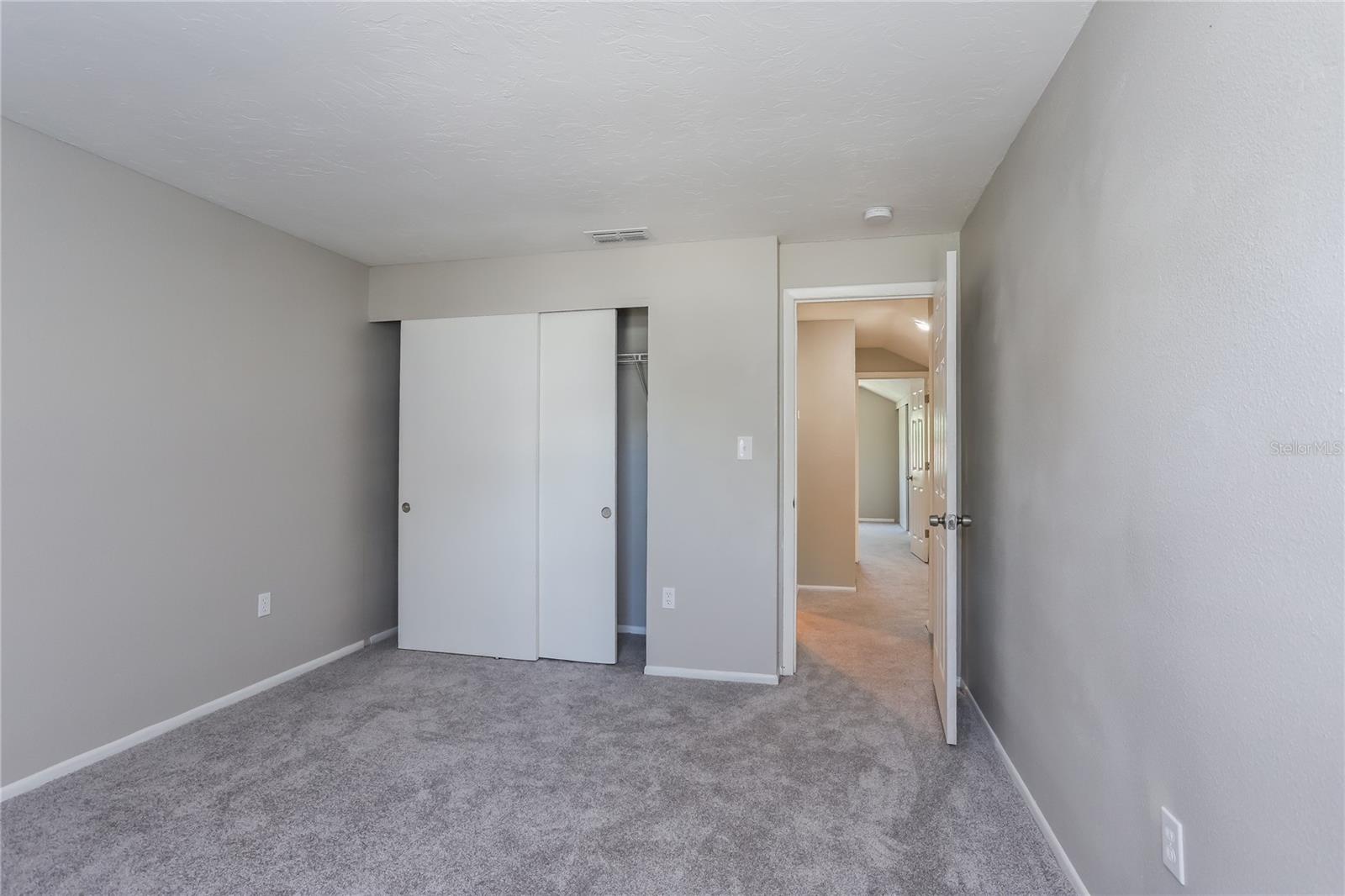 HYDE PARK TERRACE - Residential Lease