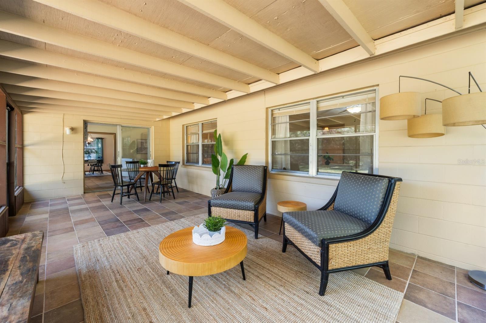 SUNNINGDALE - Residential