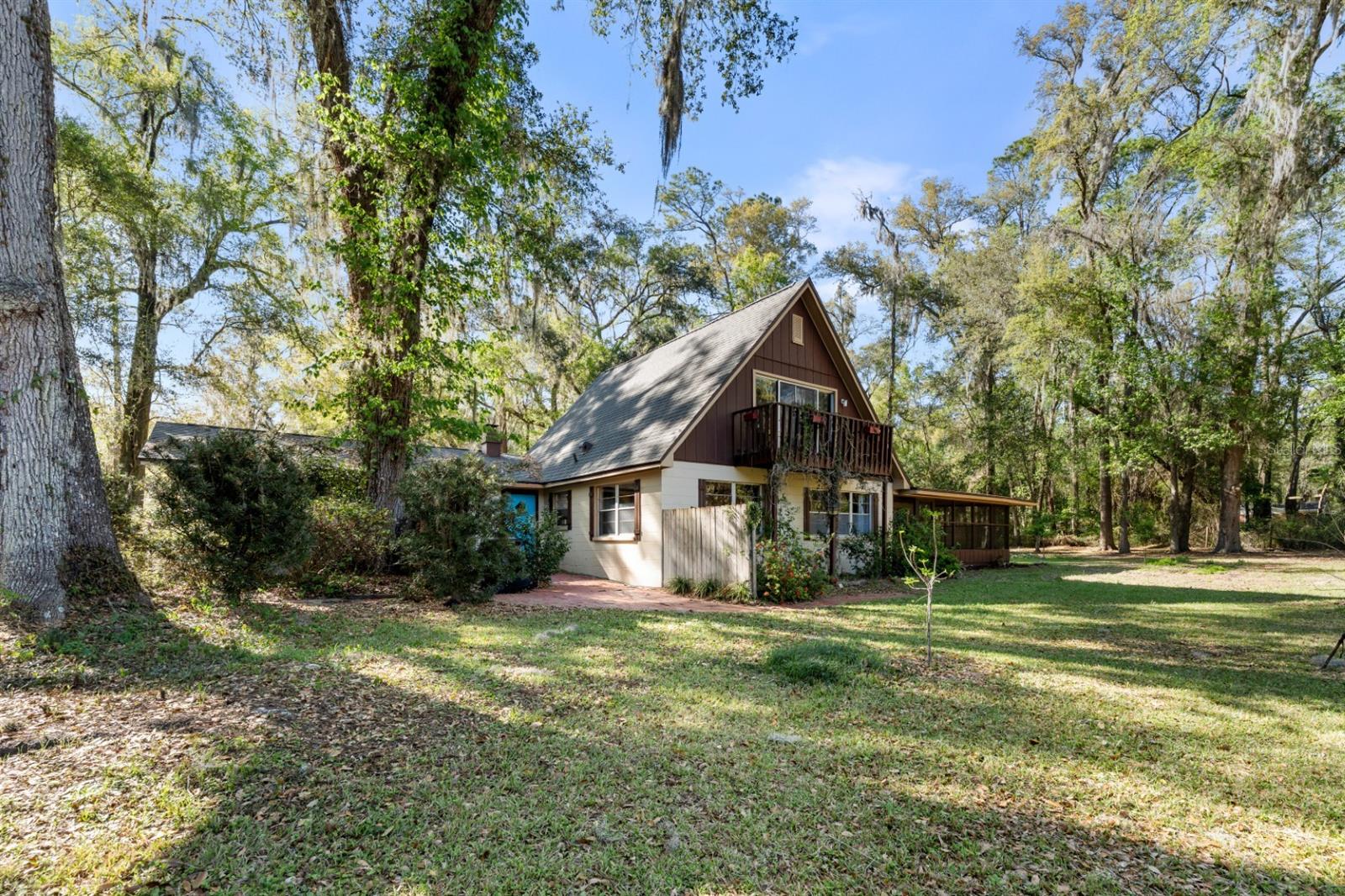 SUNNINGDALE - Residential