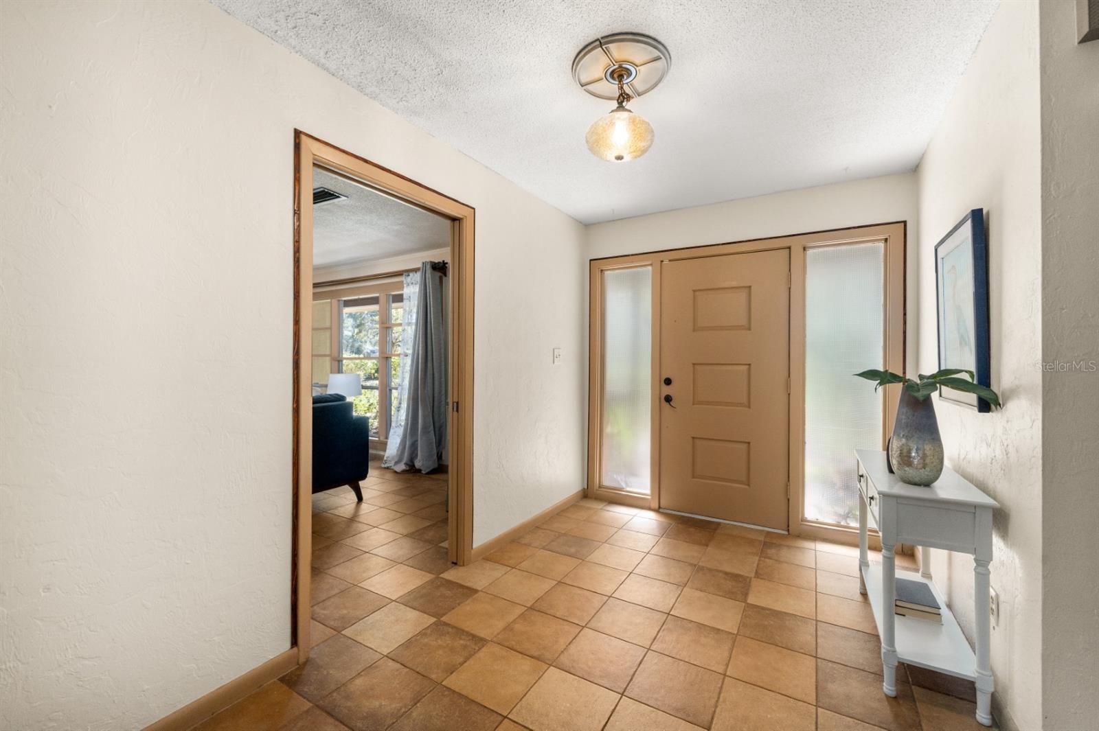 SUNNINGDALE - Residential