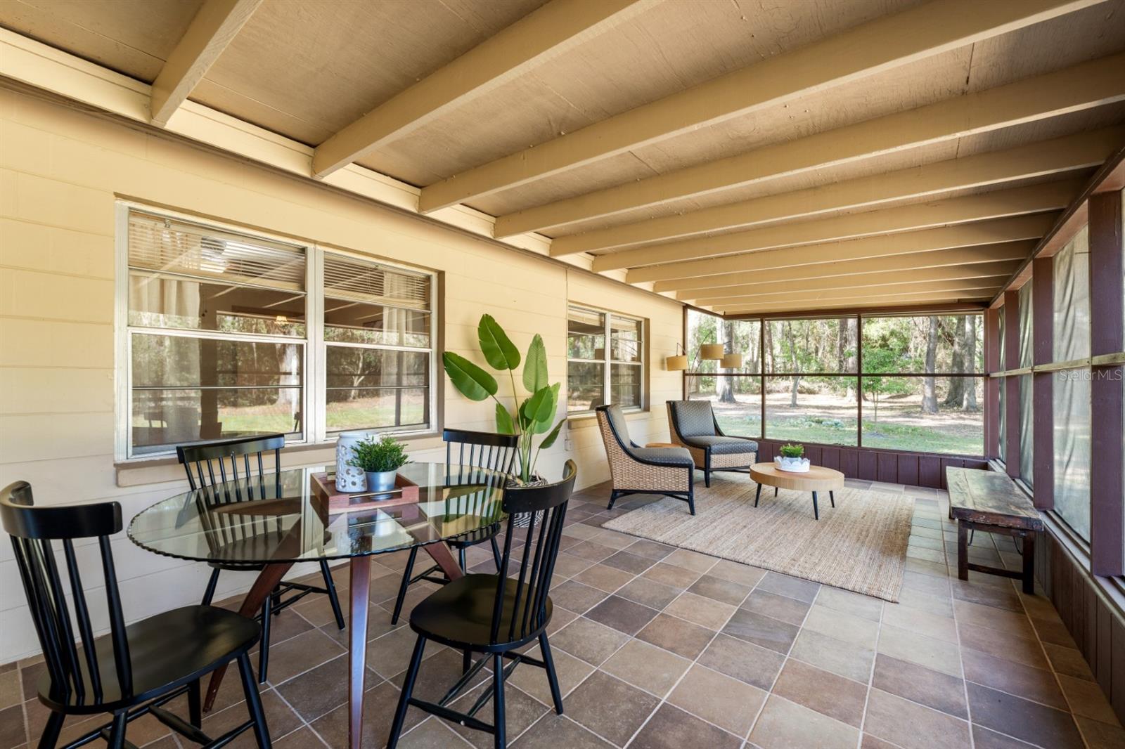 SUNNINGDALE - Residential