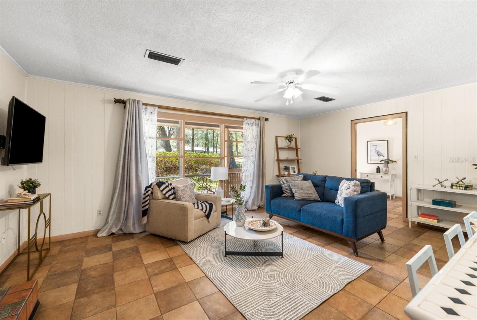 SUNNINGDALE - Residential