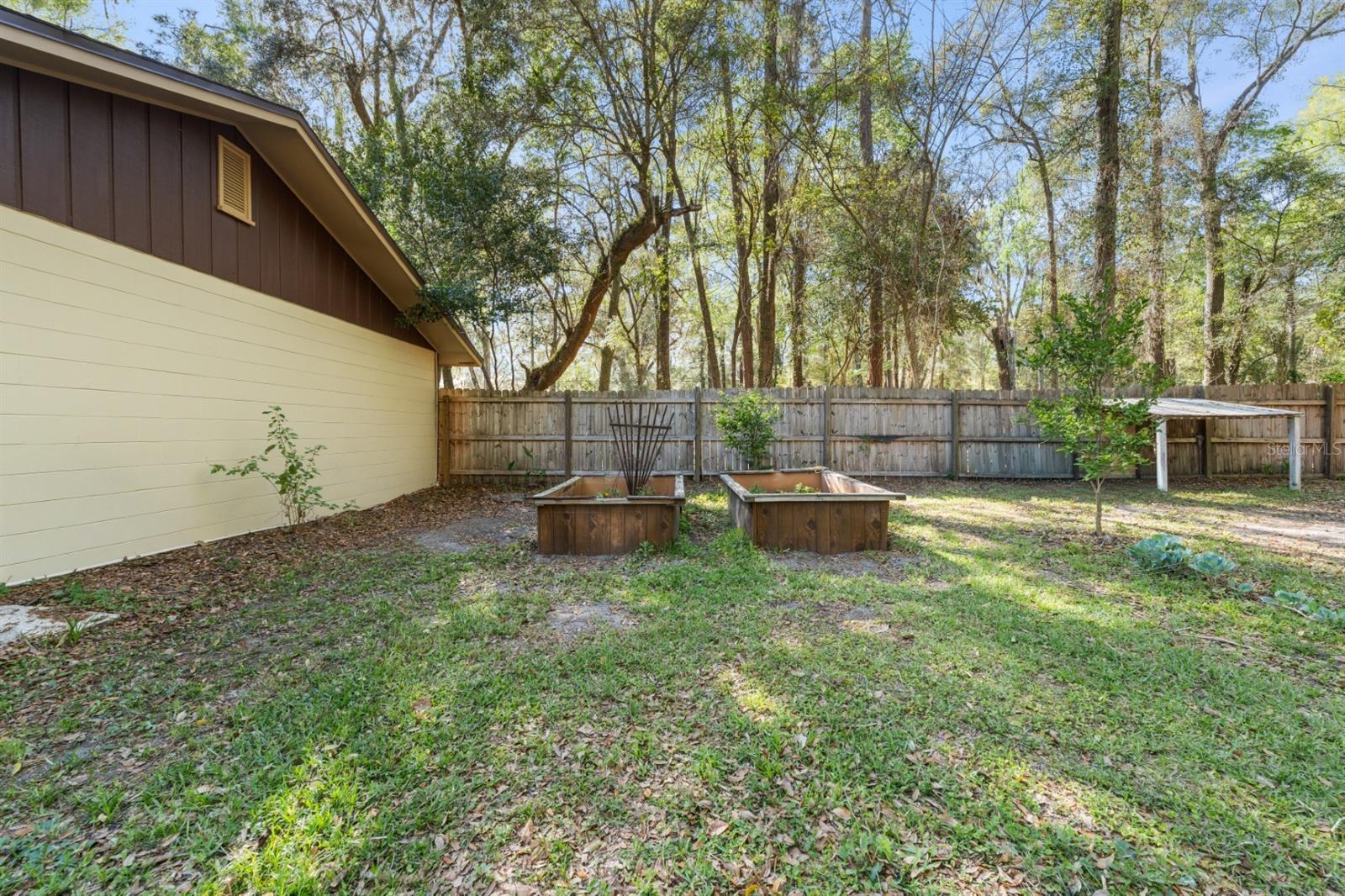 SUNNINGDALE - Residential