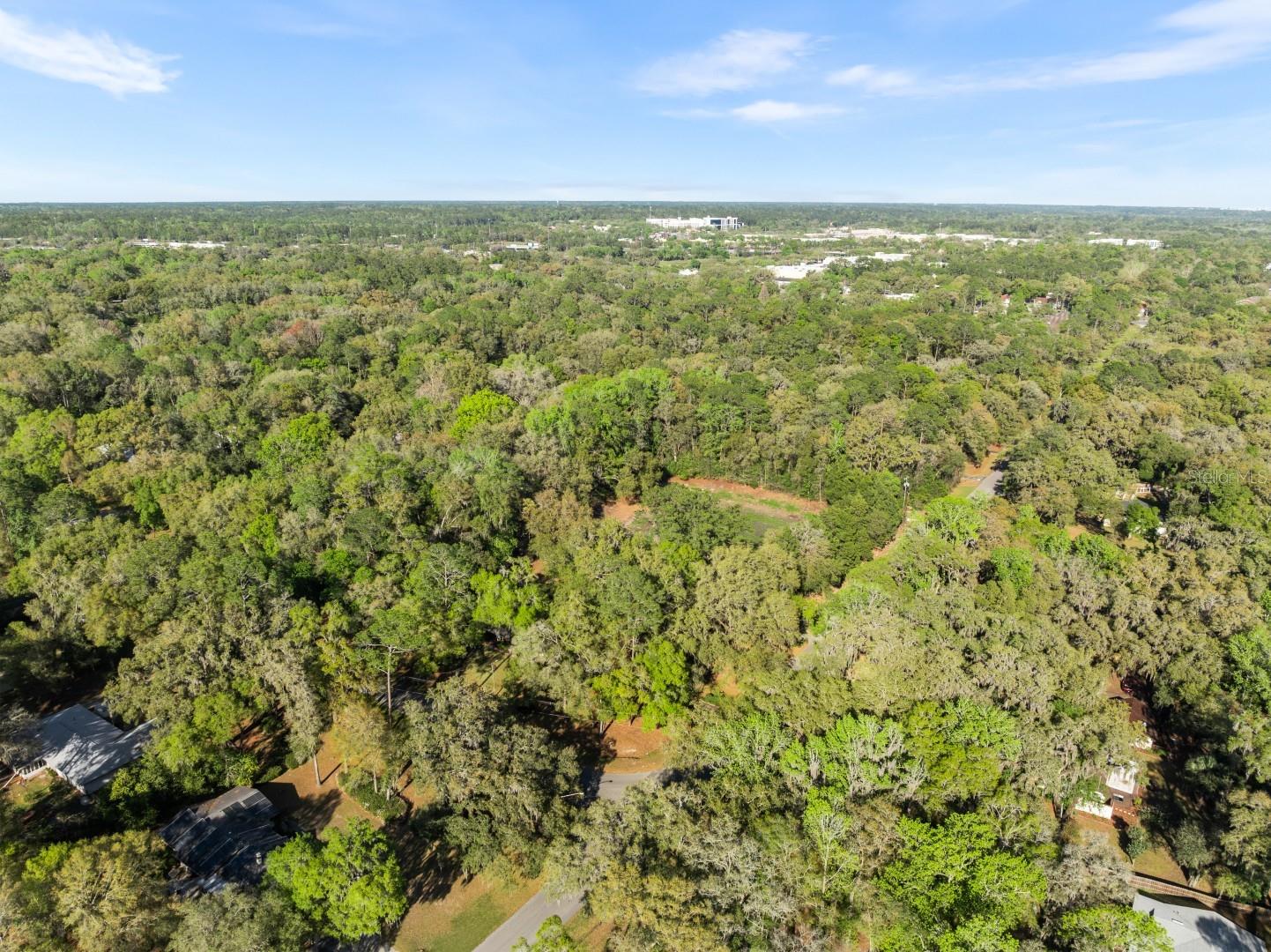 SUNNINGDALE - Residential