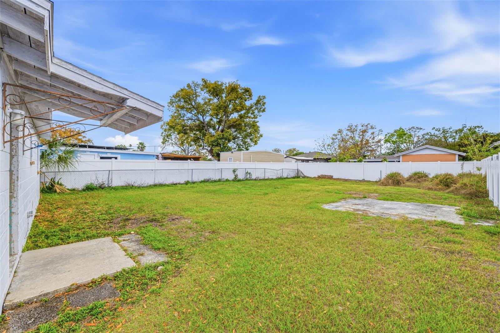 REPLAT OF BLKS M N O P PINECRE - Residential