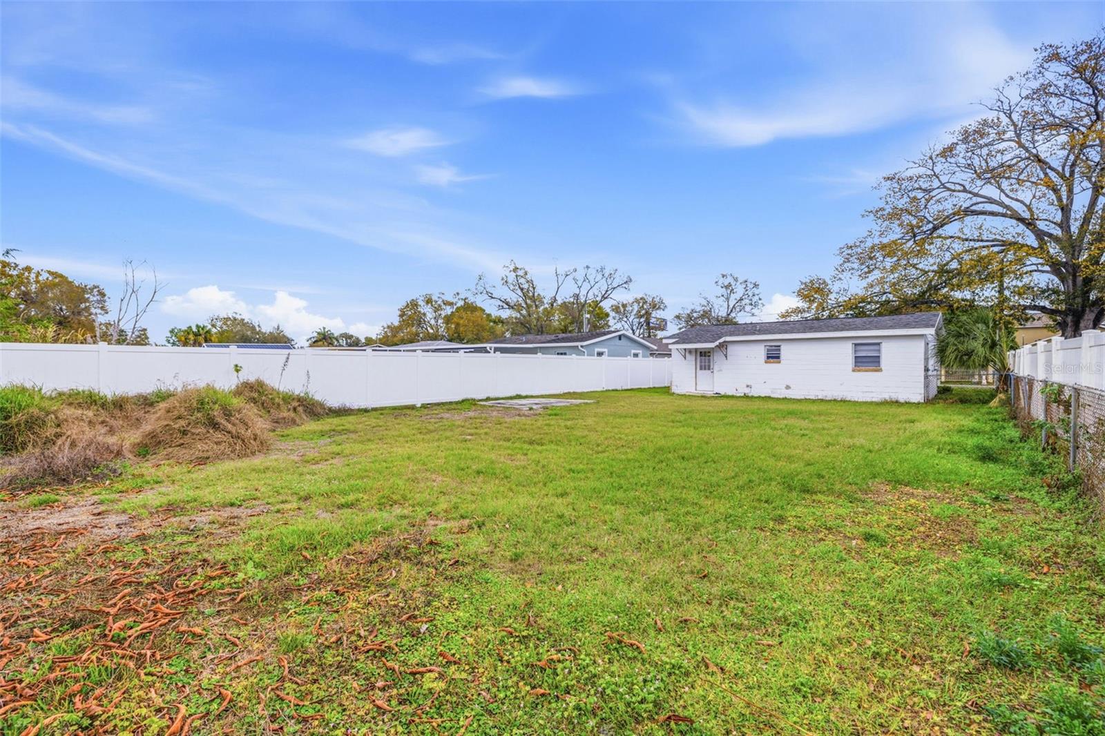 REPLAT OF BLKS M N O P PINECRE - Residential