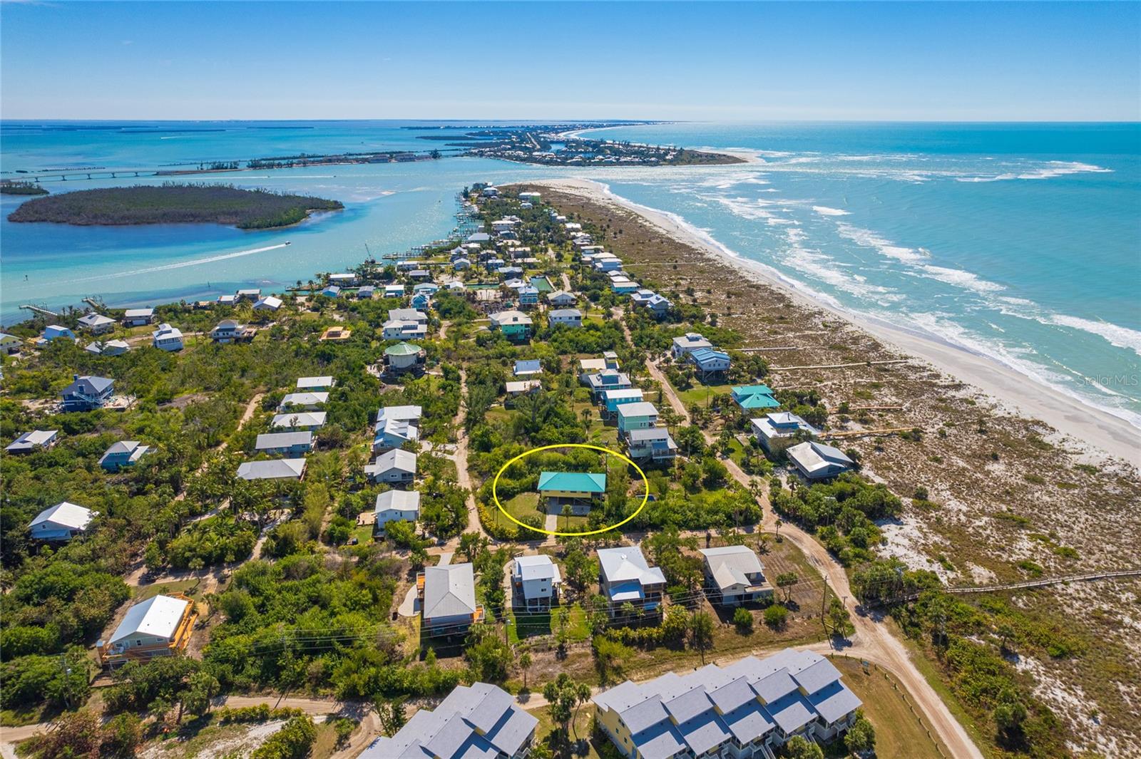 GASPERS HIDEWAY - Residential Lease