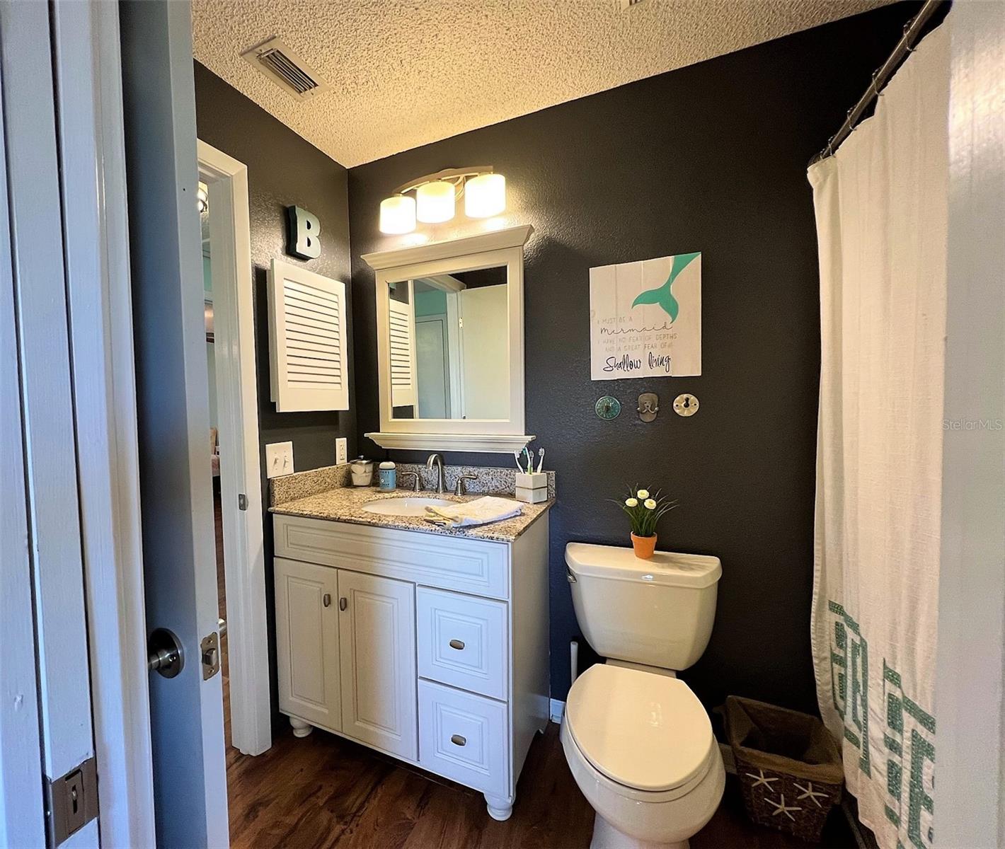 GASPERS HIDEWAY - Residential Lease