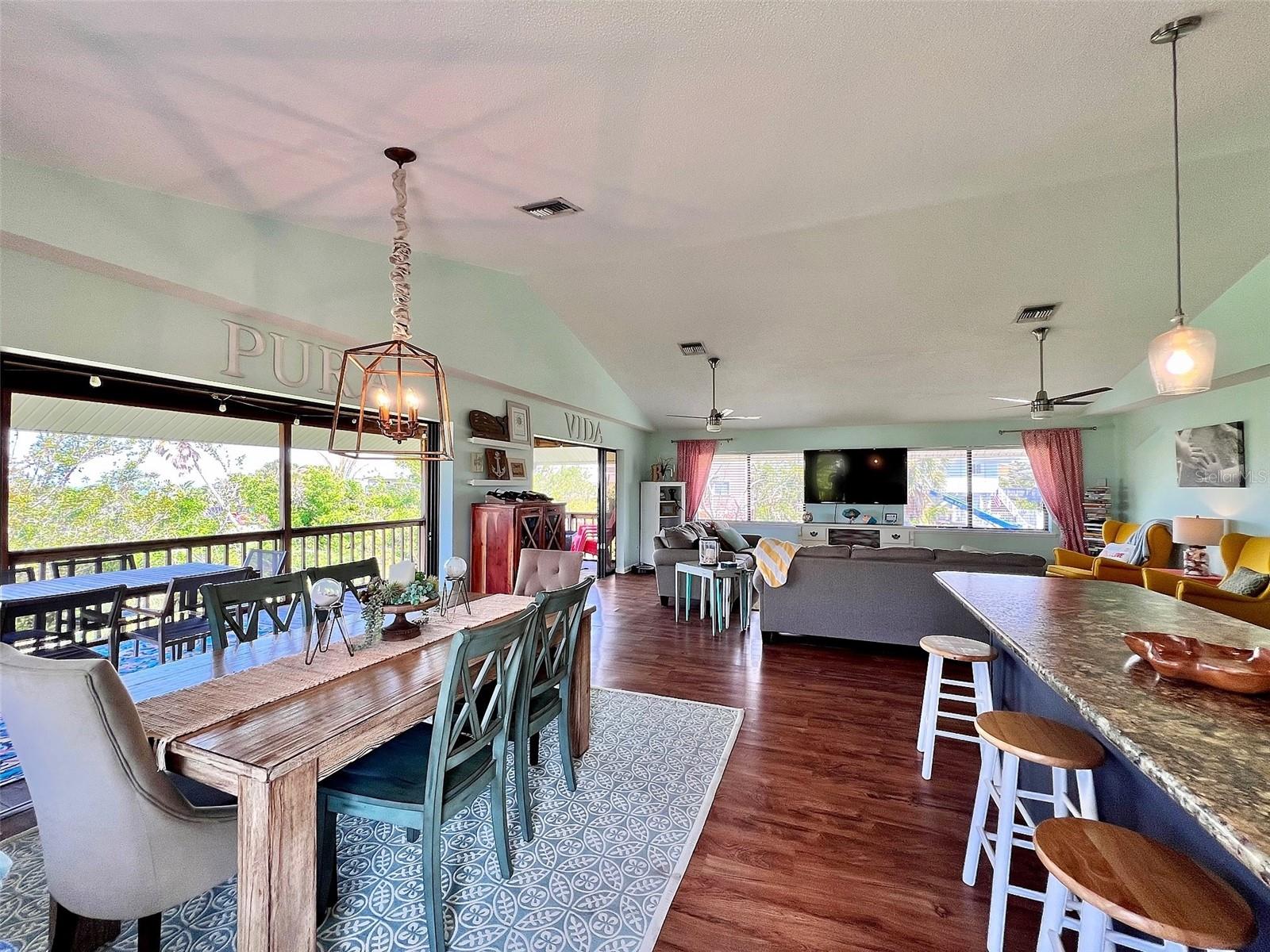 GASPERS HIDEWAY - Residential Lease