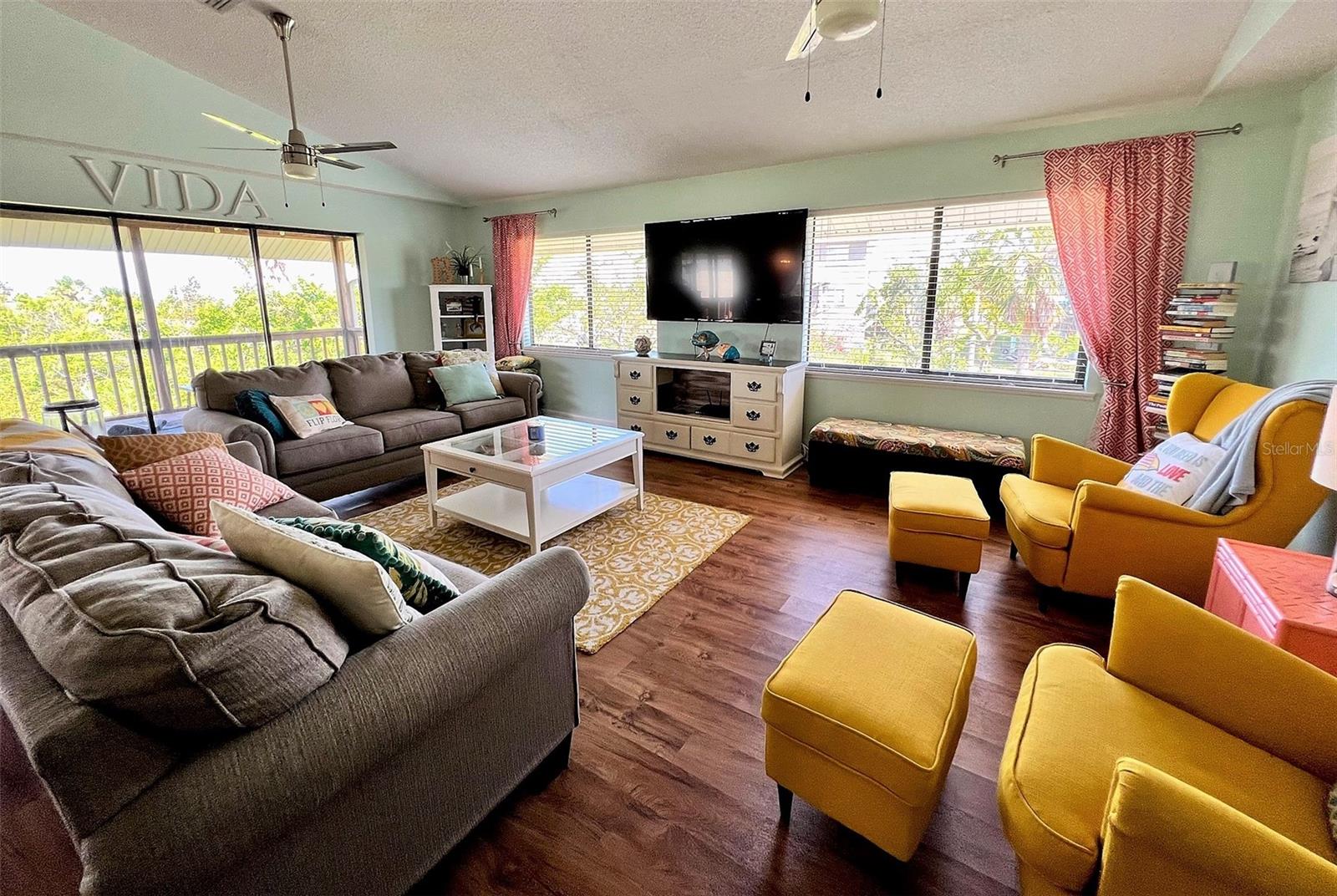 GASPERS HIDEWAY - Residential Lease