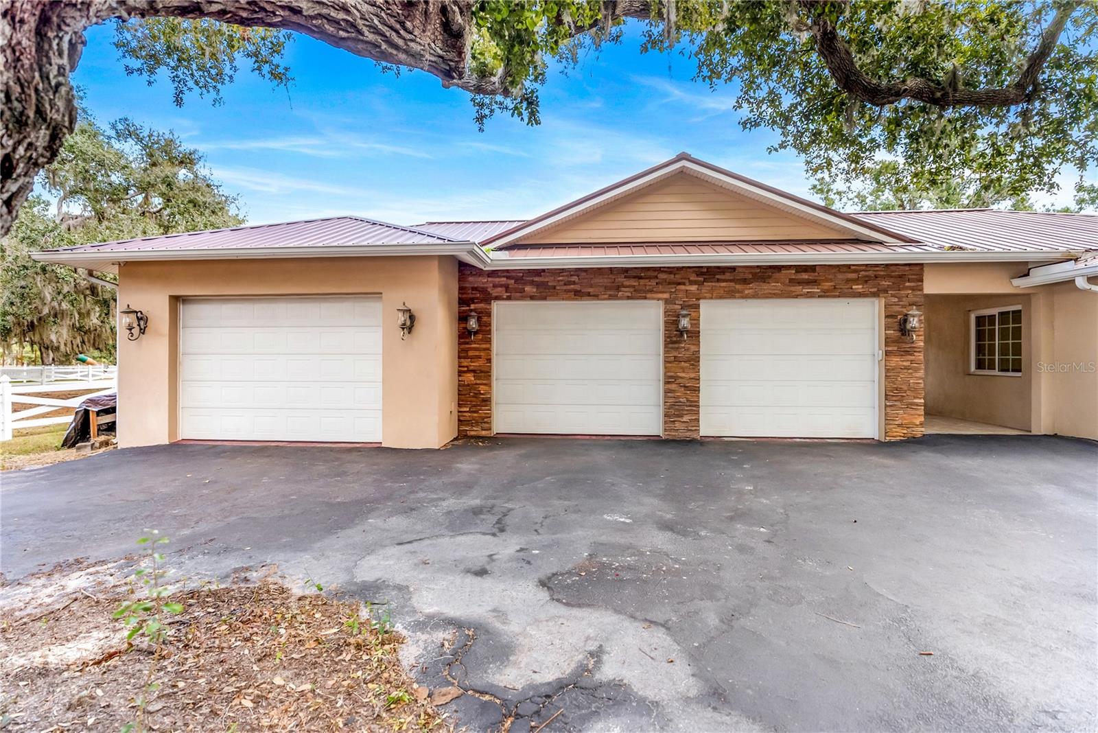 FOX CREEK ACRES - Residential