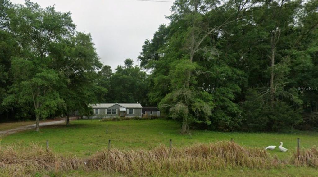 Photo of 5109 SW 10th Street, Bell, FL 32619 (MLS # GC540843)