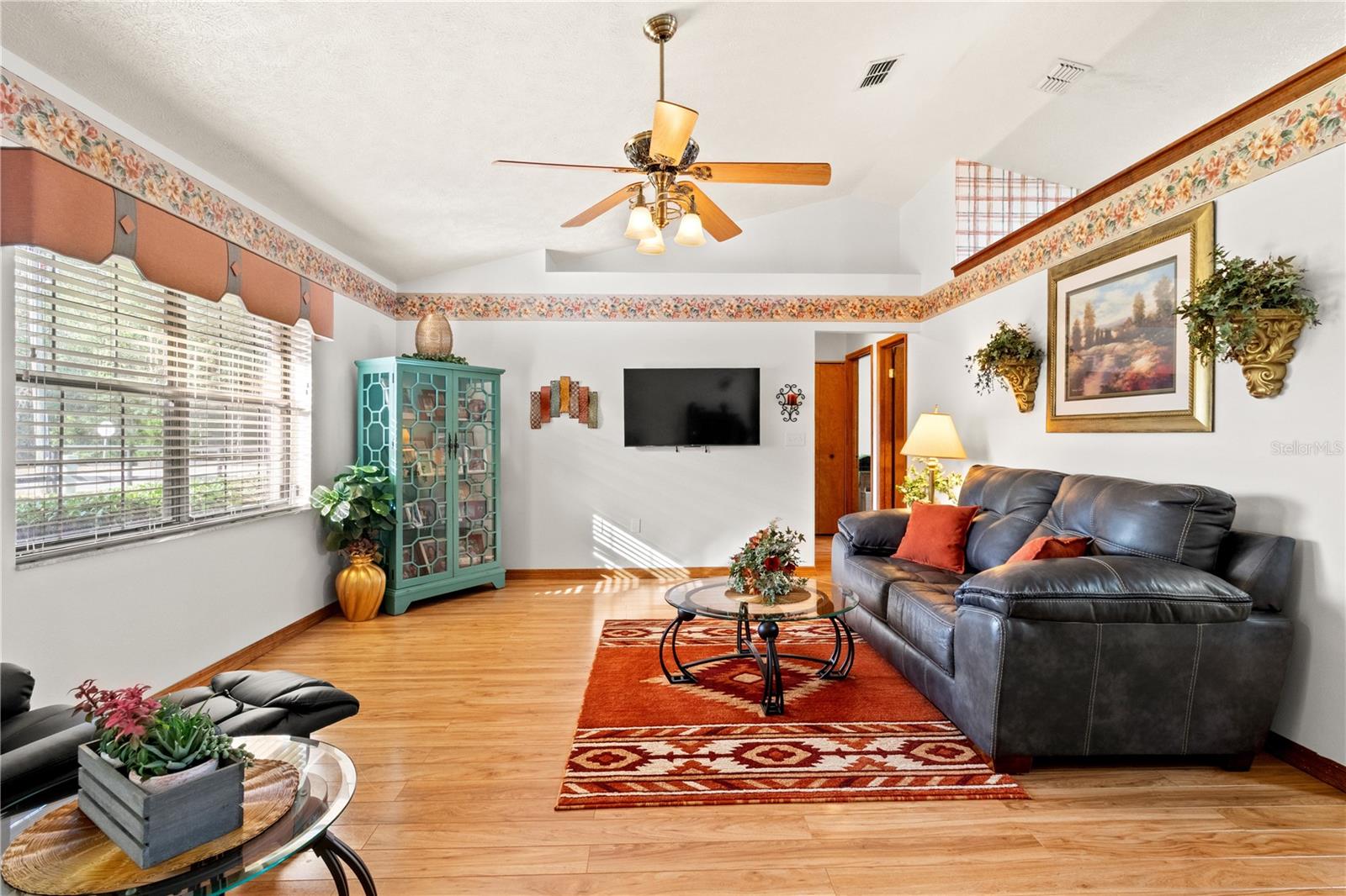 BELLEVIEW RIDGE ESTATE - Residential