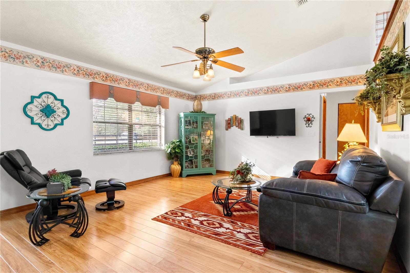 BELLEVIEW RIDGE ESTATE - Residential