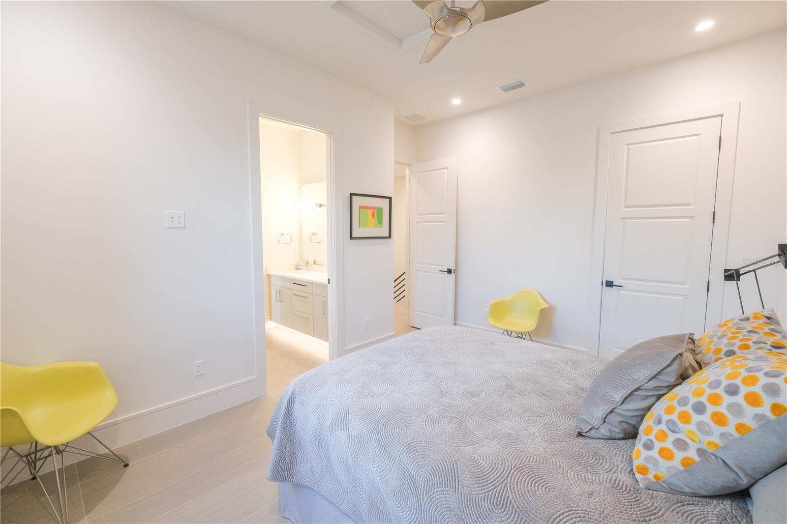 MORSE & PENNSYLVANIA TWNHMS - Residential