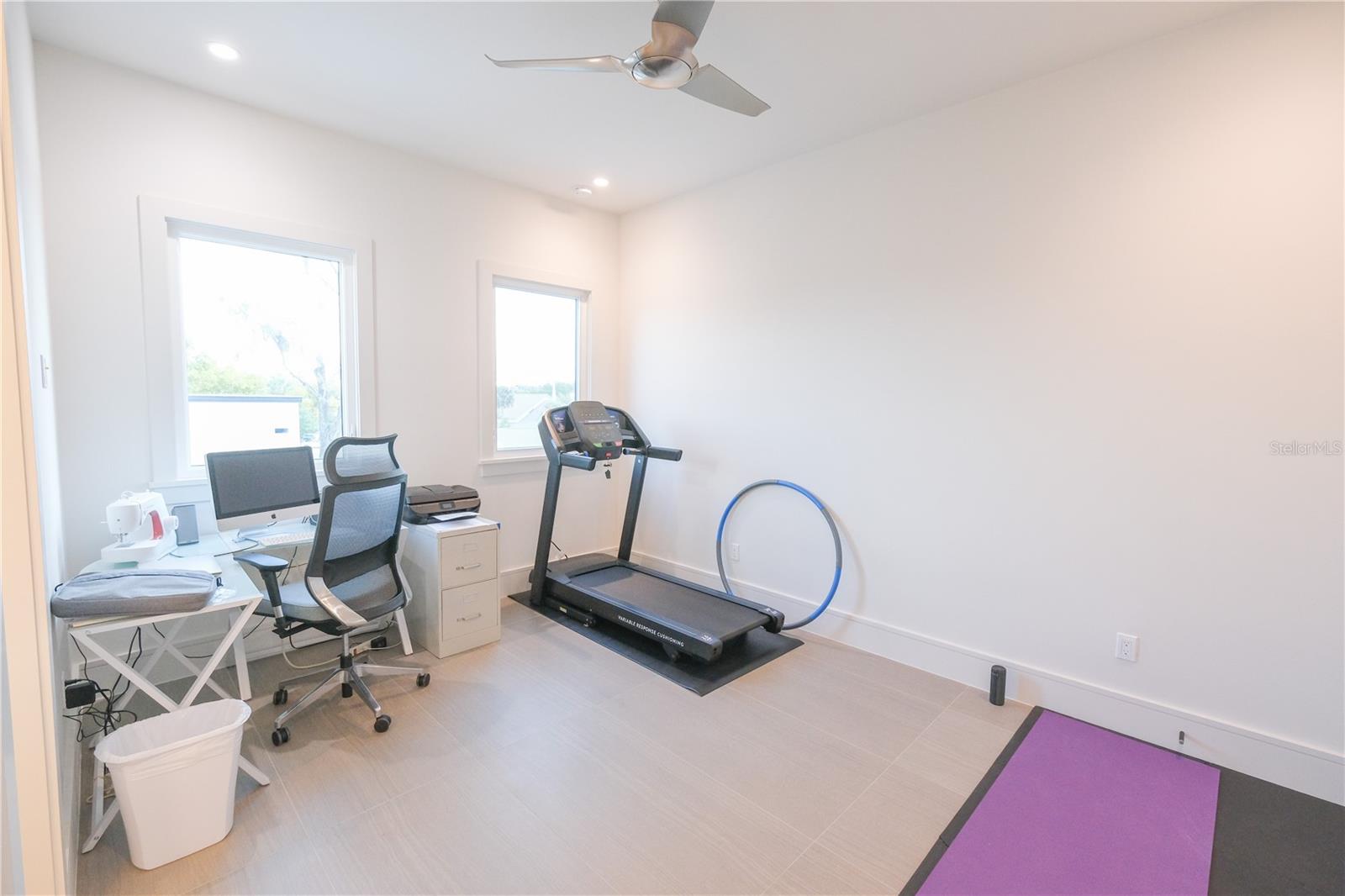 MORSE & PENNSYLVANIA TWNHMS - Residential