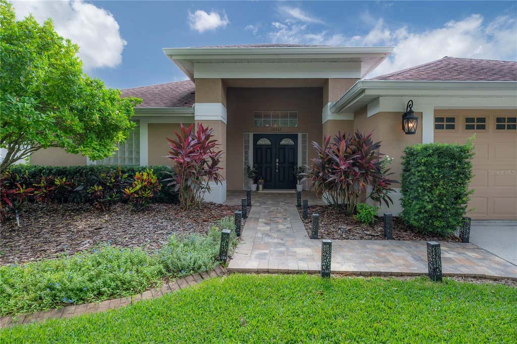 Photo of 10332 Abbotsford Drive, Tampa, FL 33626 (MLS # TB8536065)
