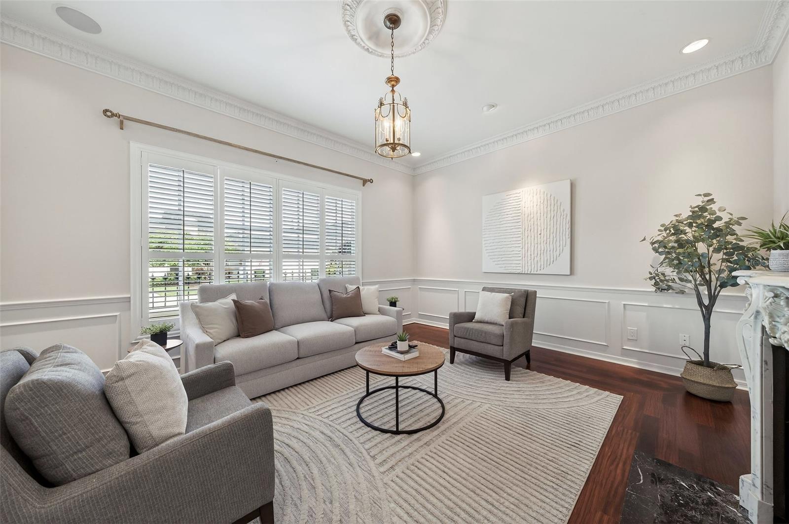 COUNTRY CLUB TWNHS WEST CONDO 02 - Residential