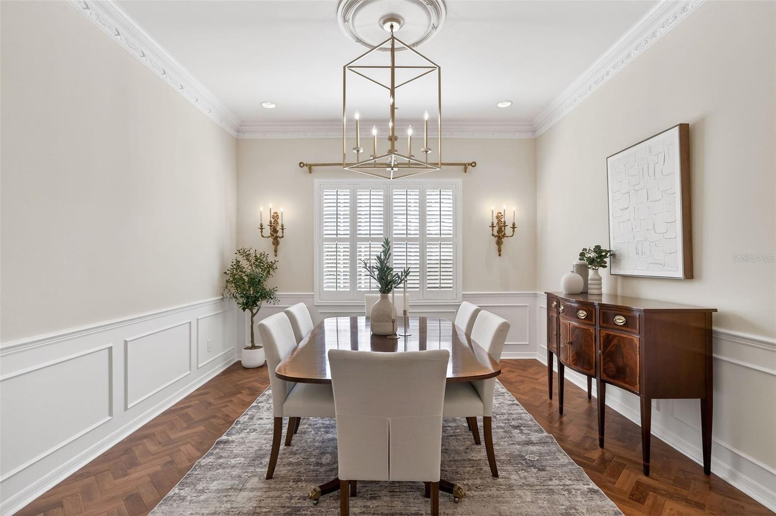 COUNTRY CLUB TWNHS WEST CONDO 02 - Residential