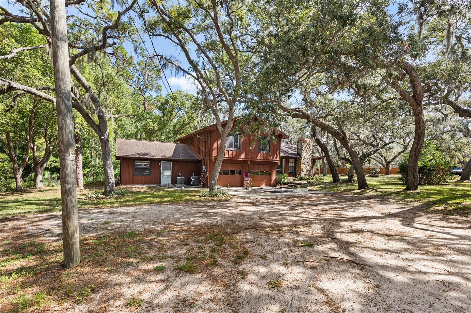 10221 OSCEOLA DRIVE