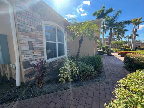 4721 Turnberry Circle, North Port, FL 34288