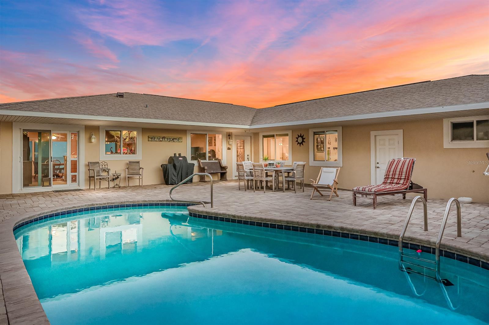 Emerald Isle Unit 01 - Residential