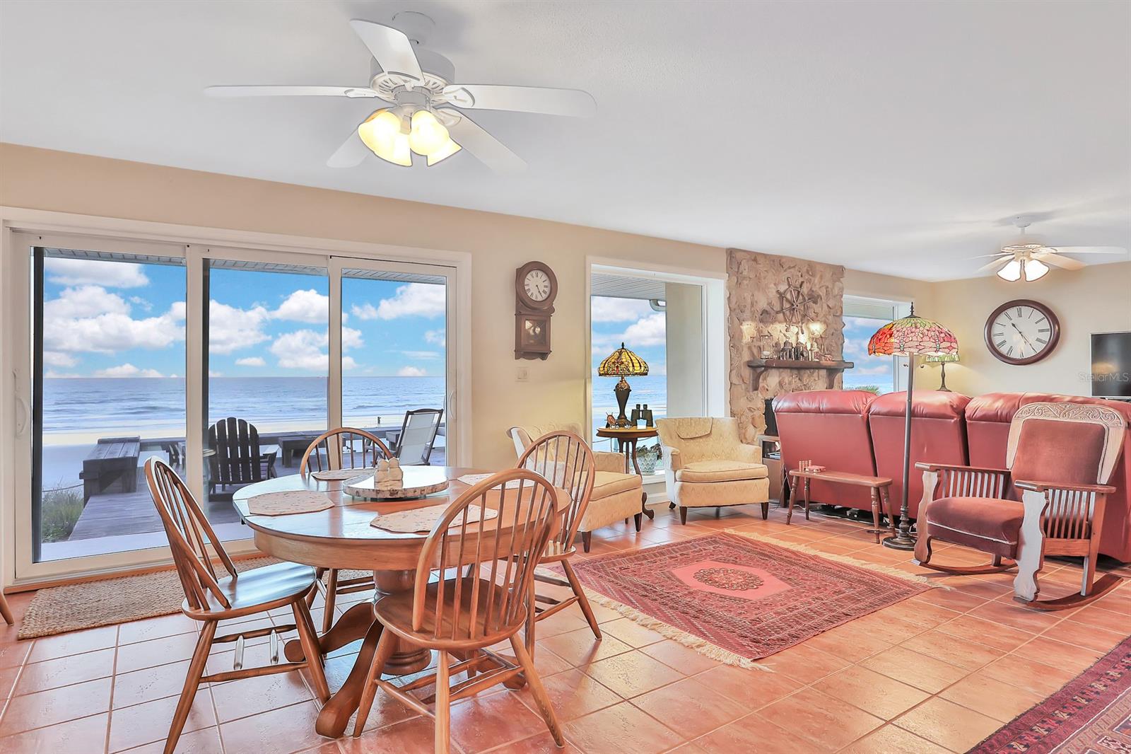 Emerald Isle Unit 01 - Residential