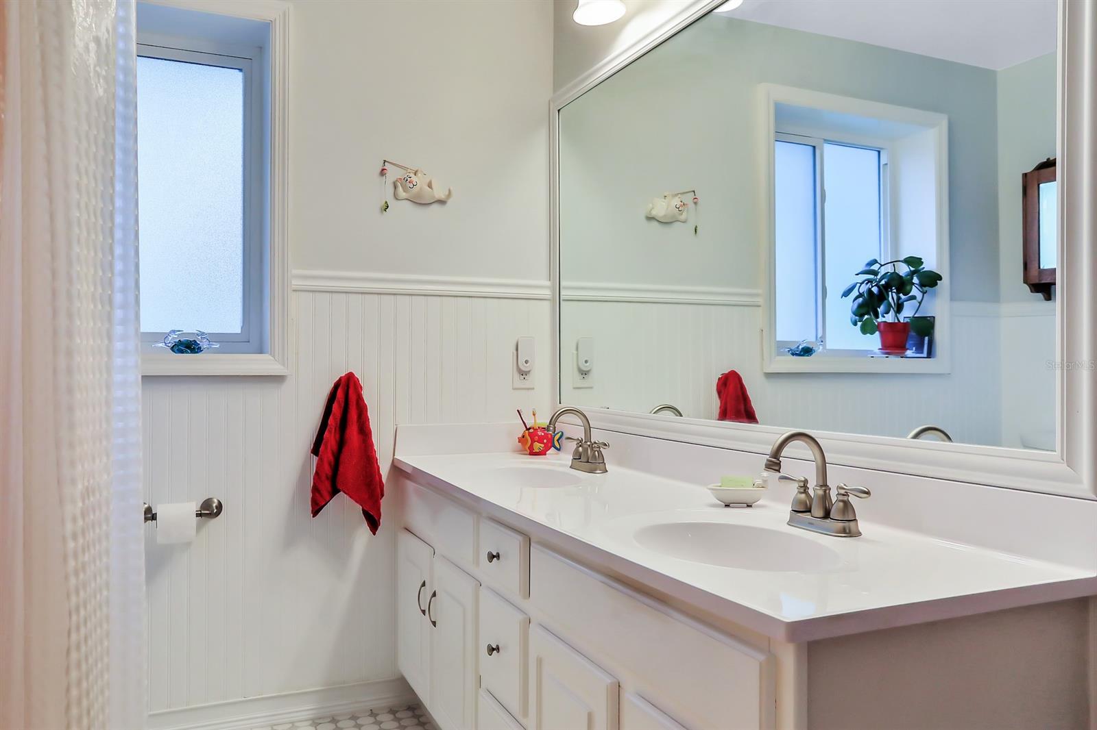 Emerald Isle Unit 01 - Residential