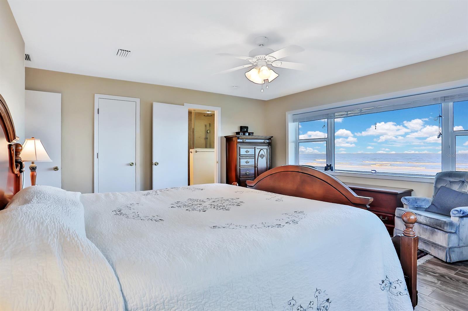 Emerald Isle Unit 01 - Residential